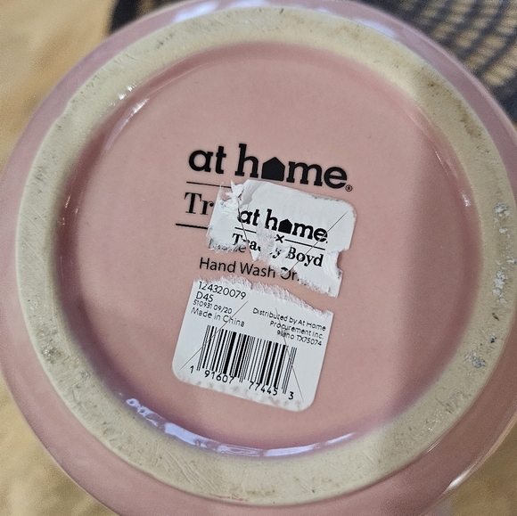 Pink Vase - Picture 4 of 8